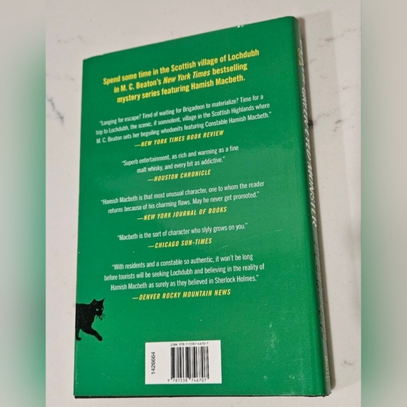 Death of a Green-Eyed Monster A Hamish Macbeth Mystery Hardcover Book - Picture 2 of 6